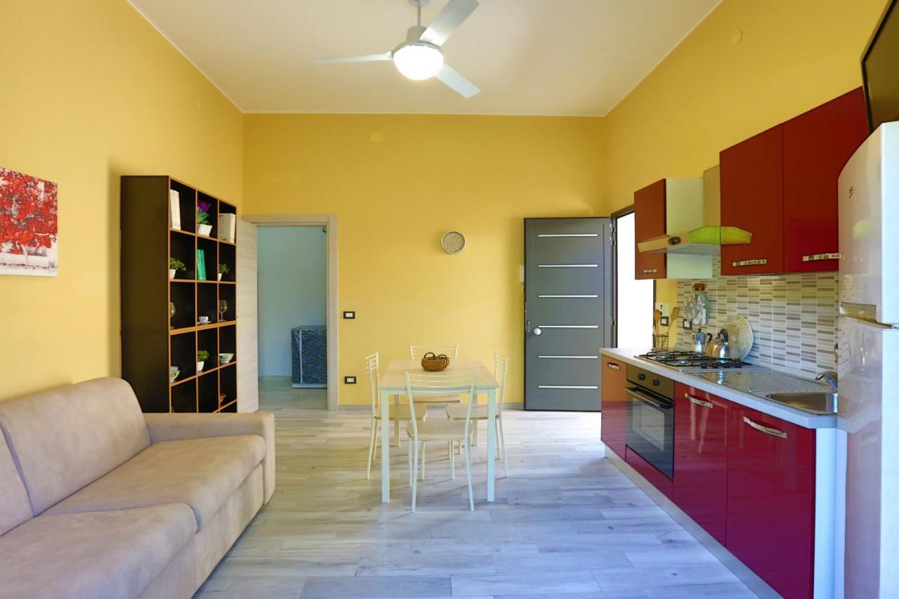 Re Sole La Dependance - Casa Vacanza M E R C U R I O Avola Exterior foto