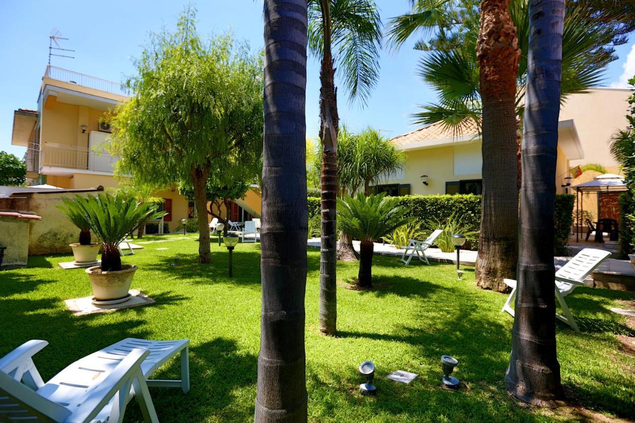 Re Sole La Dependance - Casa Vacanza M E R C U R I O Avola Exterior foto